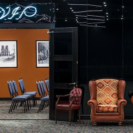 Landhaus Hotel Brovary Eksteriør billede