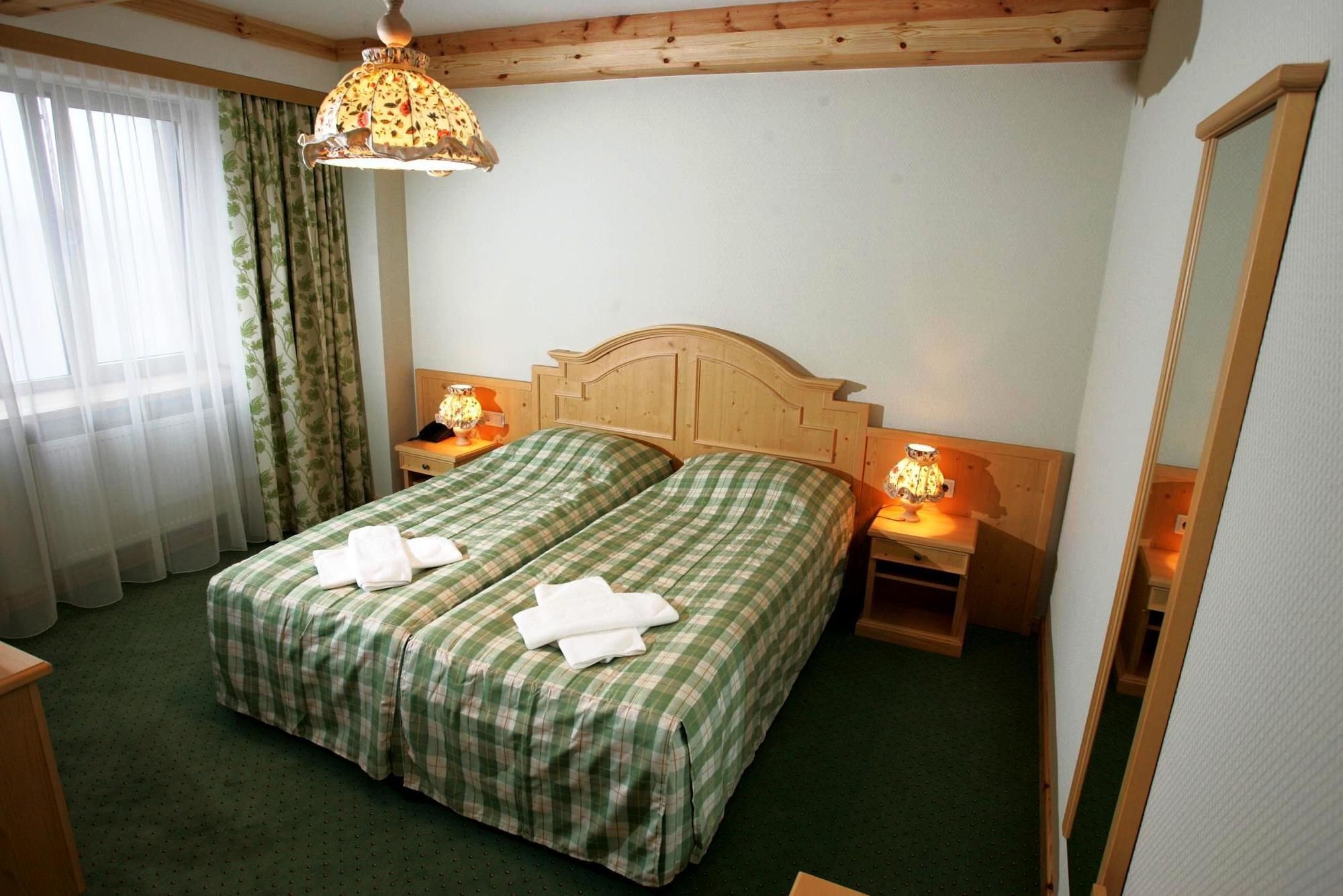 Landhaus Hotel Brovary Værelse billede